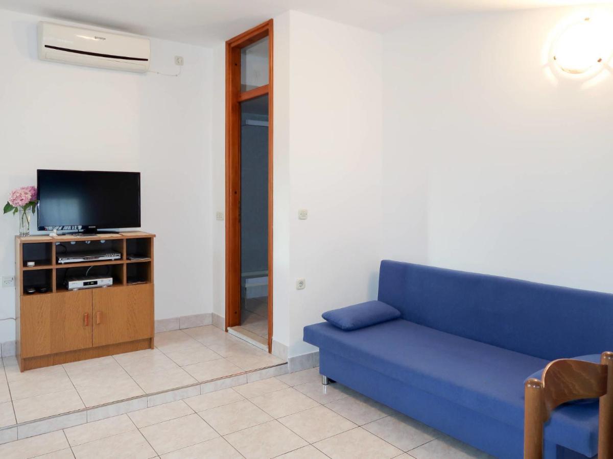 Apartment Haus Peric - Kor201 By Interhome Prigradica Esterno foto